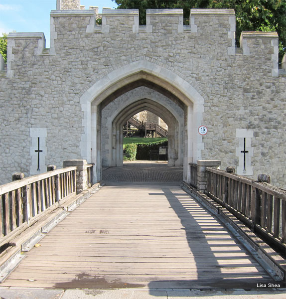 Tower of London by Lisa Shea